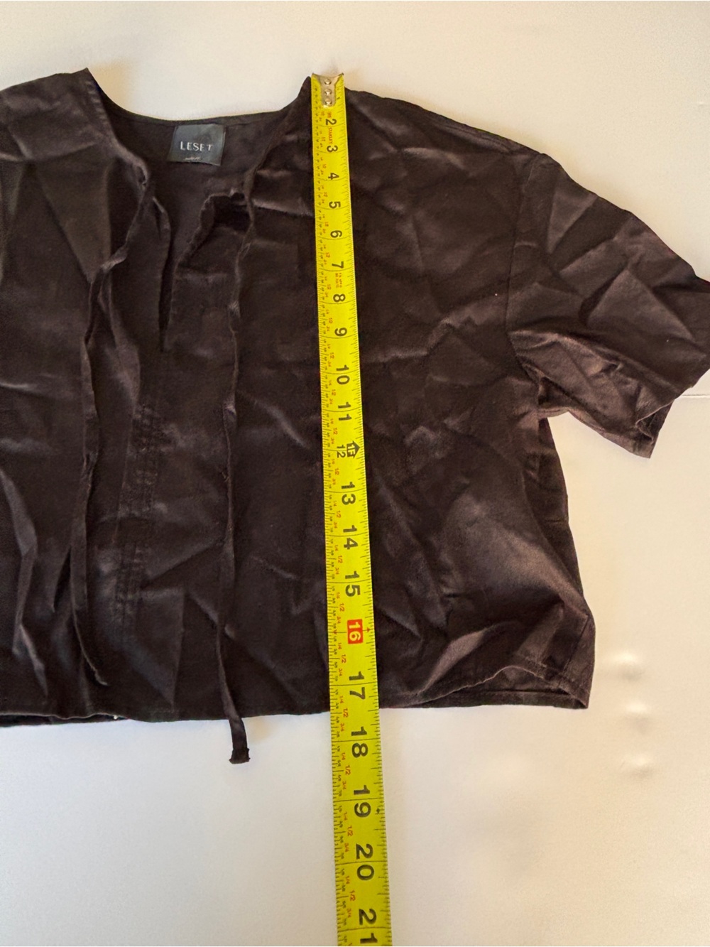 LESET Black Cotton Boxy Cropped Short Sleeve Tie Neck Top - Extra Small - Picture 4 of 6